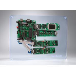 Audio DSP Trainer Module livré avec cables, alimentation et software.