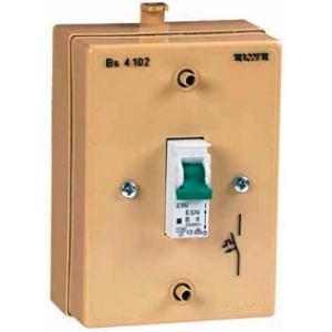 BS 4.102 Disjoncteur automatique 6 A