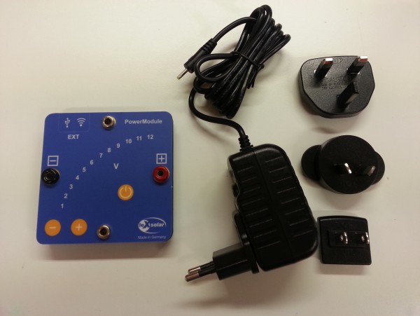 PowerModule alimentation réglable pas de 0.5V de 0...12V / 2A (Sans douilles de sécurité) Livré avec Alimentation enfichable